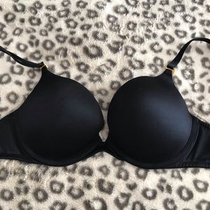Victoria’s Secret “ Very Sexy” 34C Black Push-up Bra